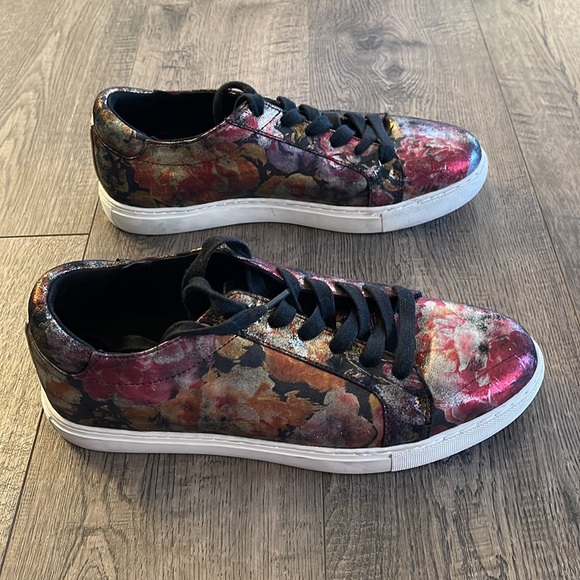 💕ABEO - Keneth Cole Sneakers 💕 - Picture 4 of 10